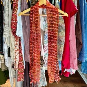 Fleurs by Elegant Additions Handwoven Natural Silk Scarf – Red Pink Textured